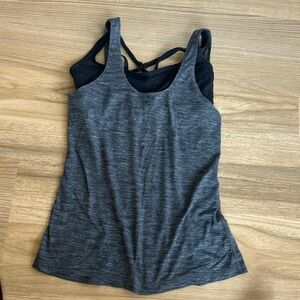 Lululemon Sweaty Endeavor Tank
Color: Tiger Space Dye Dark Slate Black
Size: 8